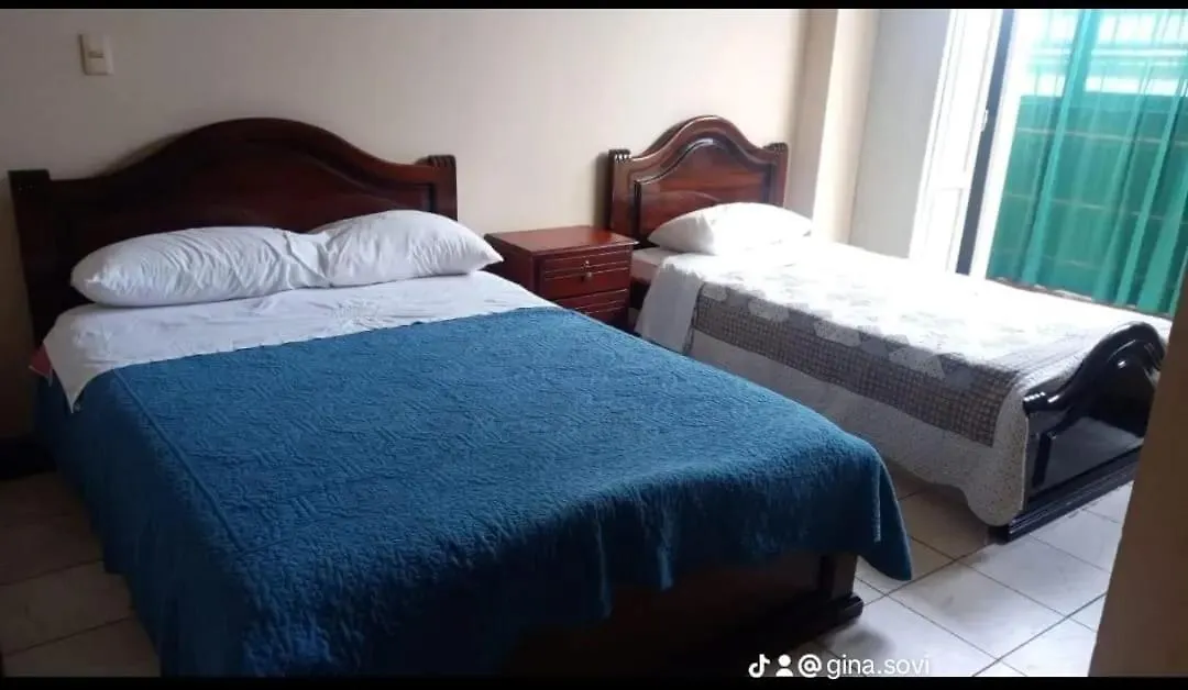 ***  Parking Hotel 4 Rios Cuenca Ecuador